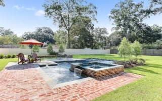 Pool and Hot Tub Design in Baton Rouge: Benefits of Having a Spa Attached to Your Pool