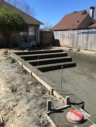 Comparing Shotcrete to Fiberglass: Whats best for your baton rouge pool?