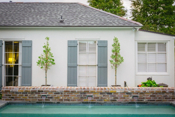 custom antique brick on pool